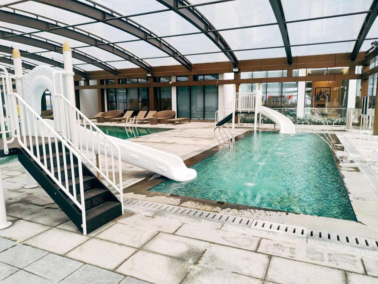 Hi-Home Suites - Vinhomes Metropolis 하노이 외부 사진